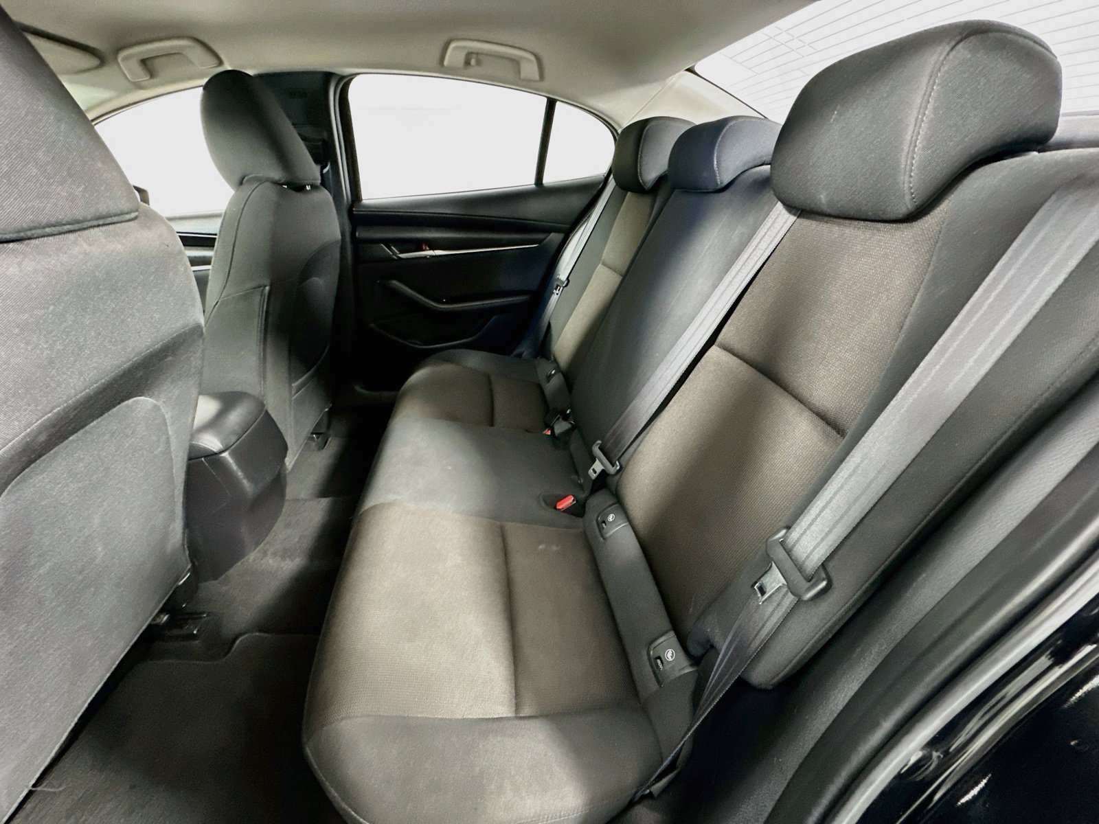 Used 2021 MAZDA MAZDA3 s FWD image 23