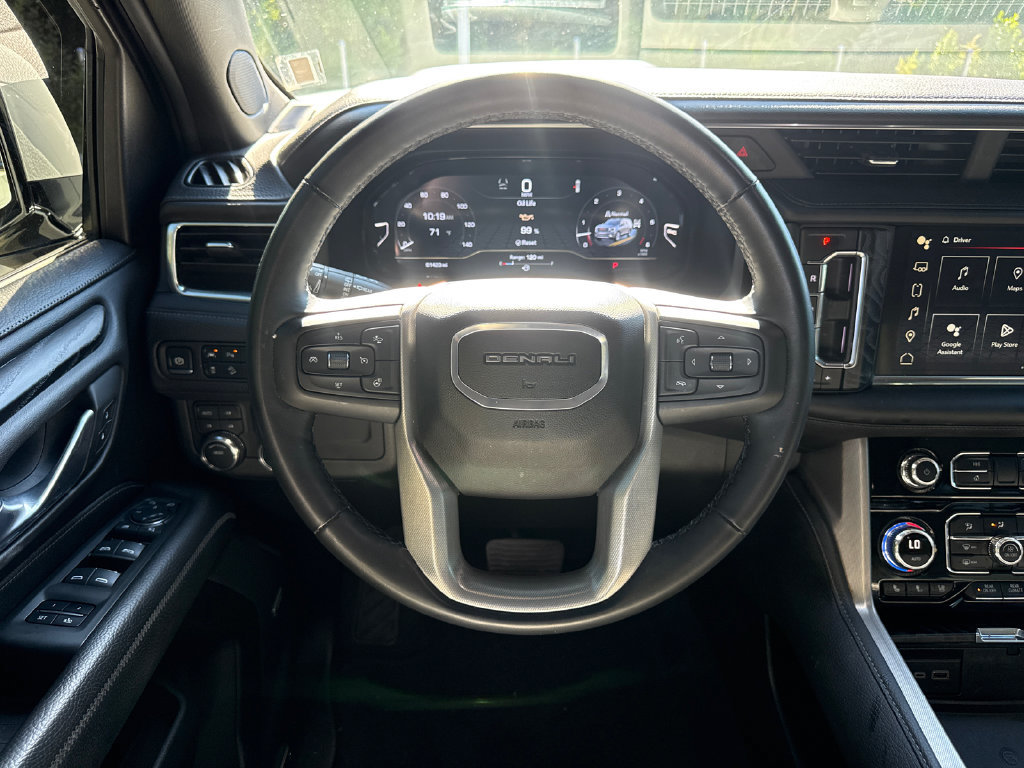 Used 2024 GMC Yukon XL Denali AWD/4WD image 36