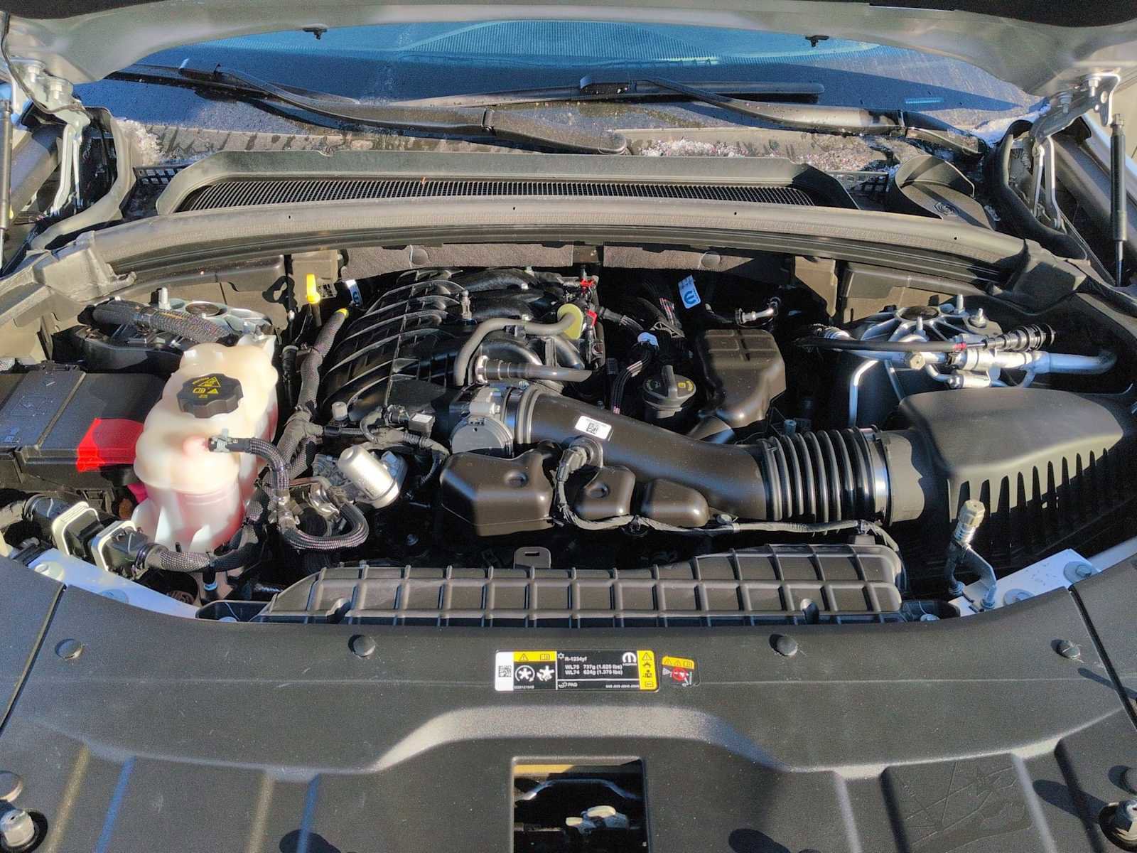 Used 2024 Jeep Grand Cherokee Altitude image 14