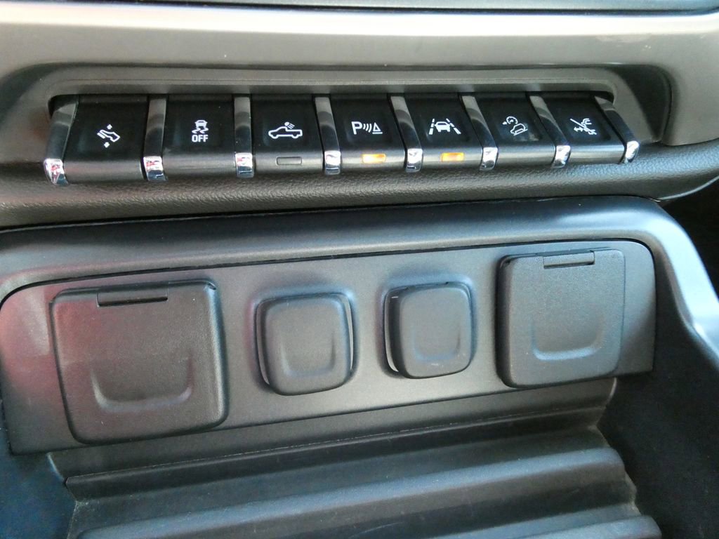 Used 2018 GMC Sierra 1500 Denali w/ Denali Ultimate Package image 28