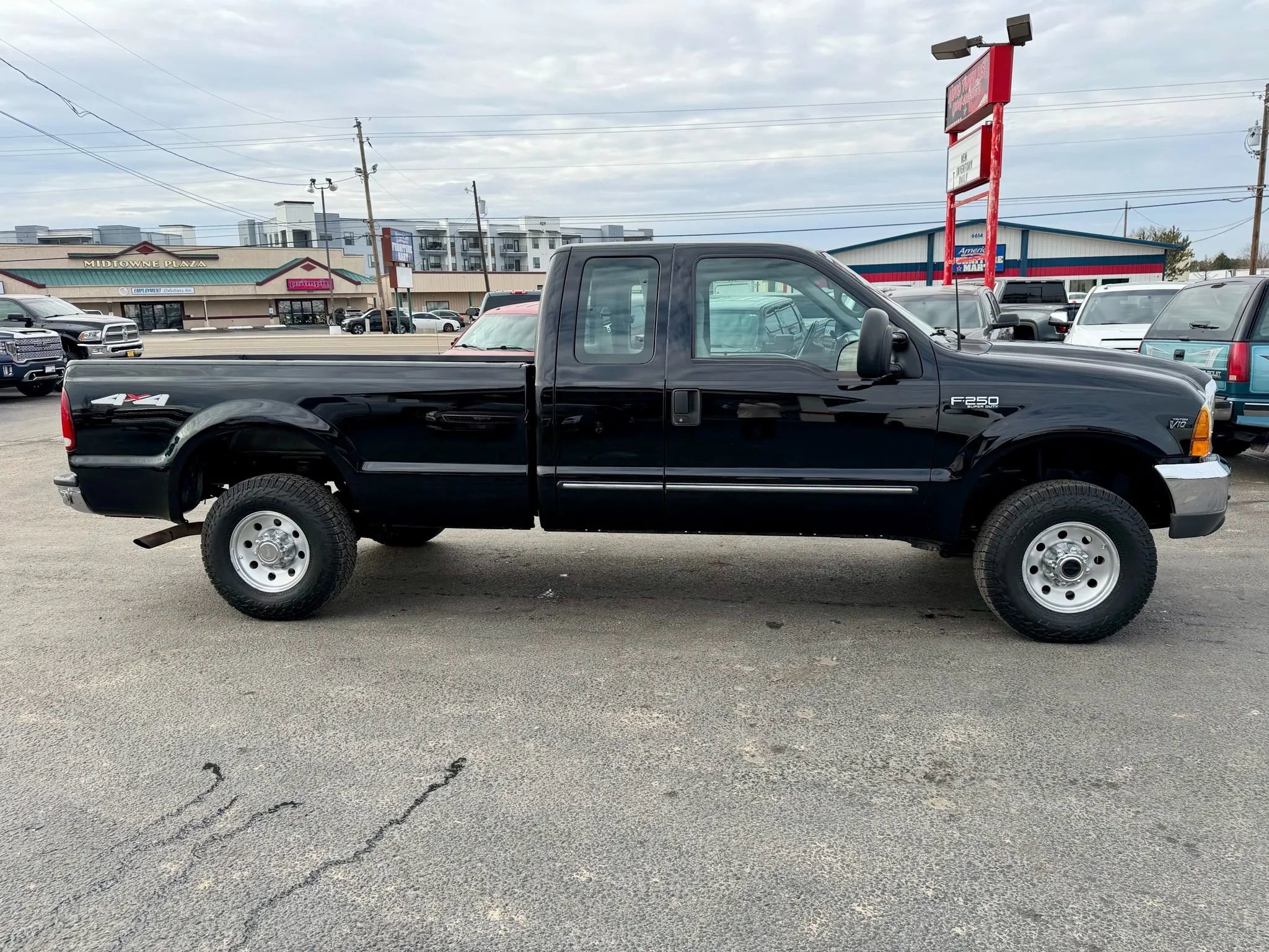 Used 1999 Ford F250 Long Bed image 7