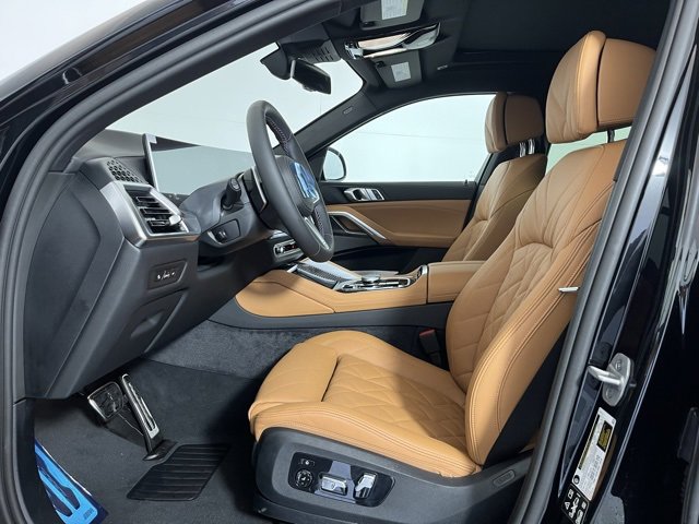 New 2026 BMW X6 M60i w/ Parking Assistance Package image 11