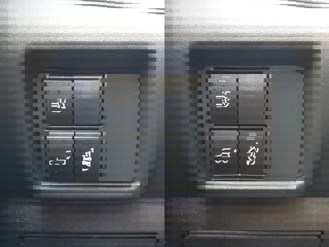 Used 2020 Toyota Highlander Limited image 28