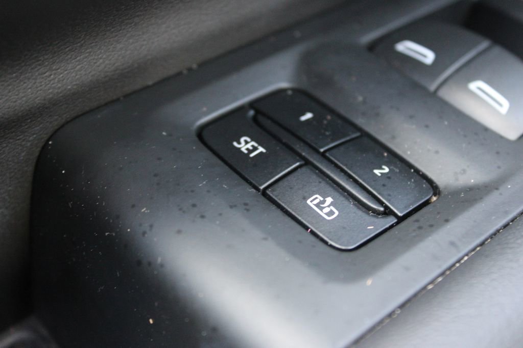 Used 2021 Chevrolet Suburban RST image 44