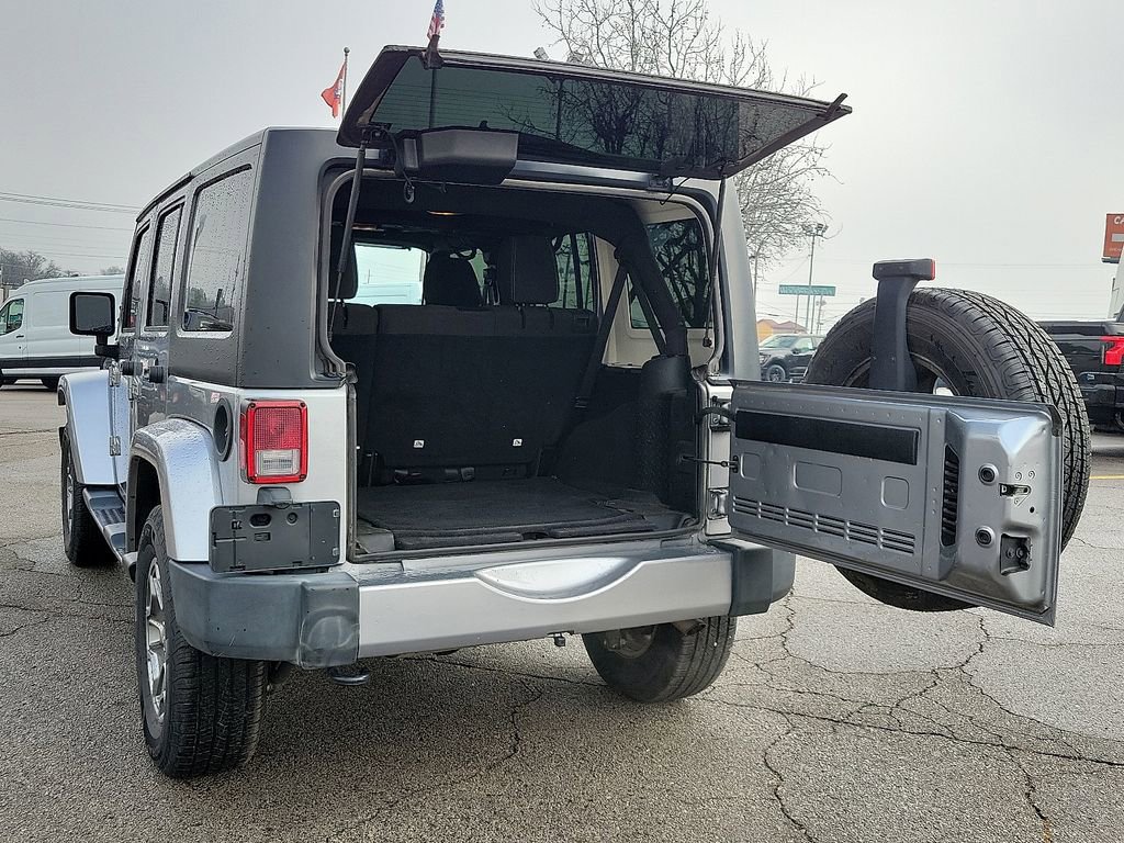 Used 2018 Jeep Wrangler Unlimited Sahara image 8