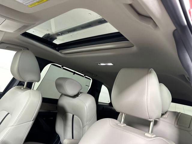 Used 2025 MAZDA CX-90 Plug-In Hybrid w/ Preferred image 12