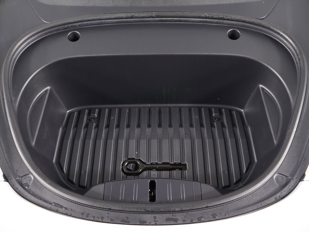 Used 2023 Tesla Model 3 Standard Range image 19