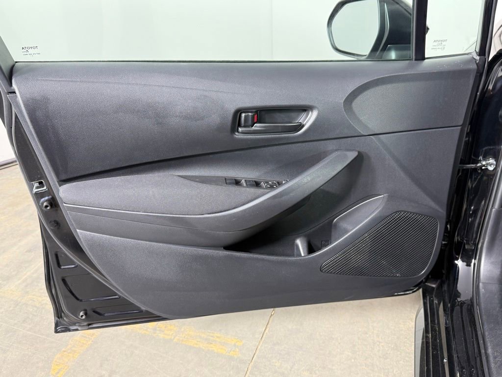 Used 2024 Toyota Corolla LE FWD image 18