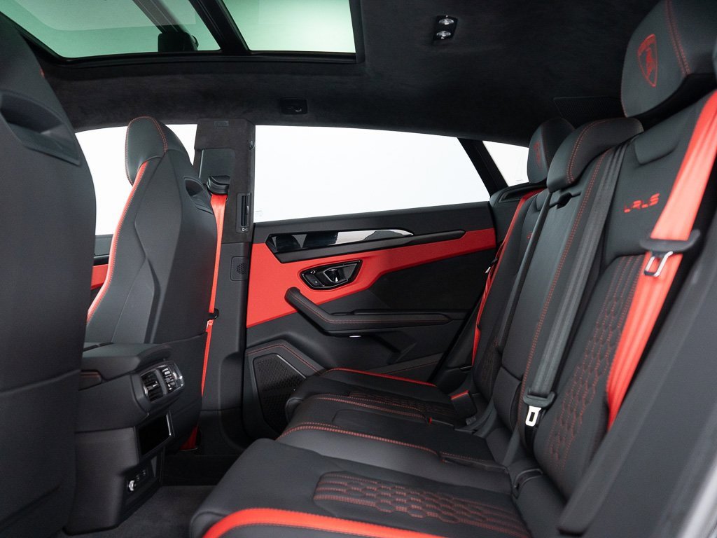 Used 2023 Lamborghini Urus S image 24