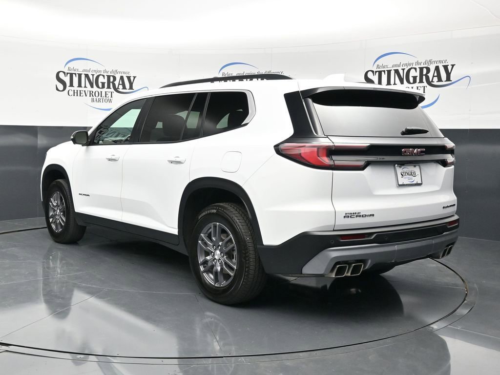 Used 2025 GMC Acadia Elevation FWD image 6