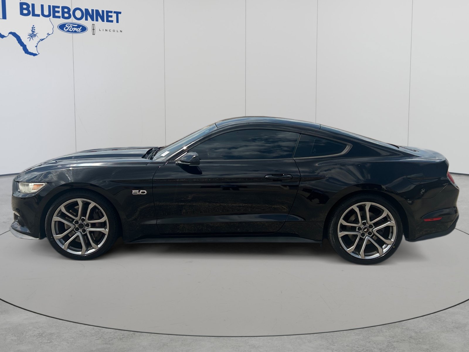 Used 2016 Ford Mustang GT w/ GT Performance Package RWD image 8