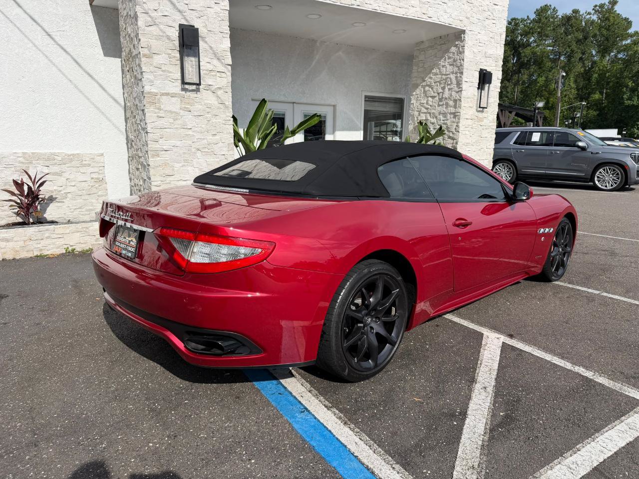 Used 2012 Maserati GranTurismo Sport RWD image 23