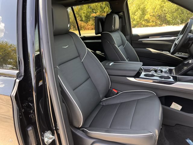 New 2026 Cadillac Escalade Sport w/ Touring Package AWD/4WD image 25