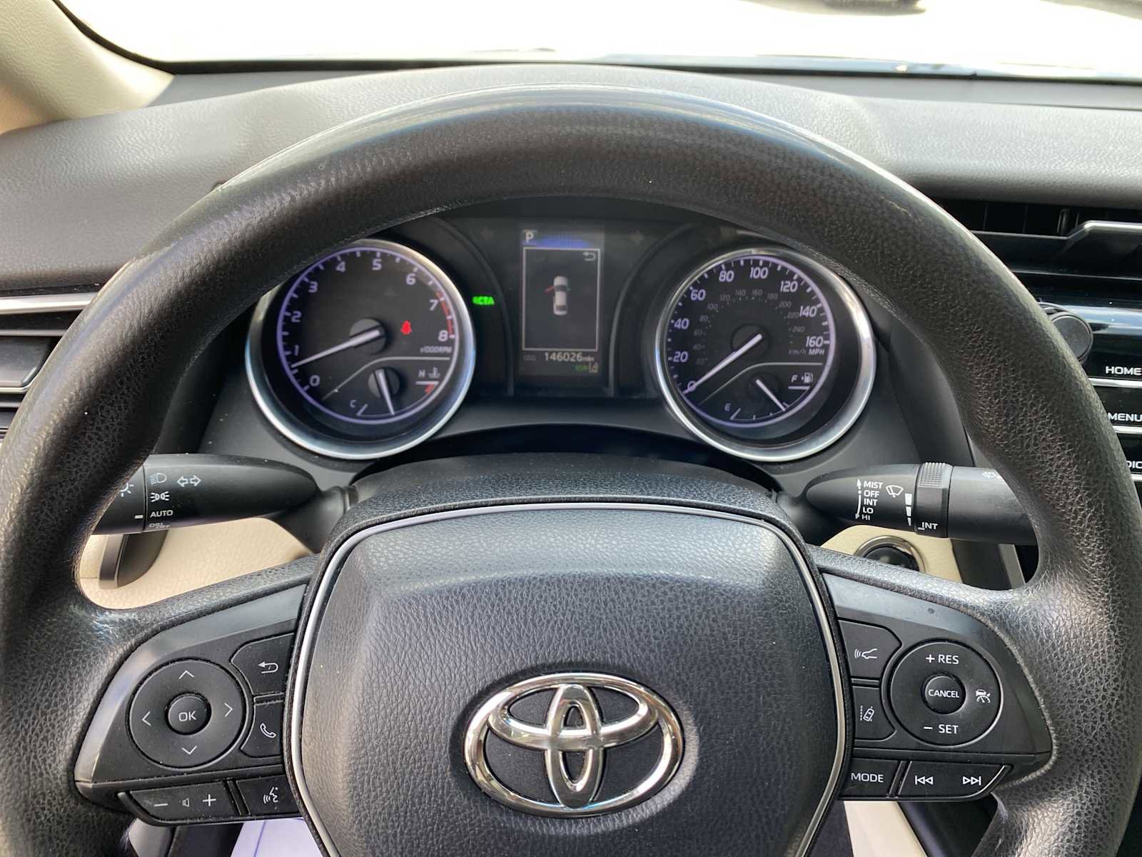 Used 2018 Toyota Camry LE w/ Moonroof Package image 14