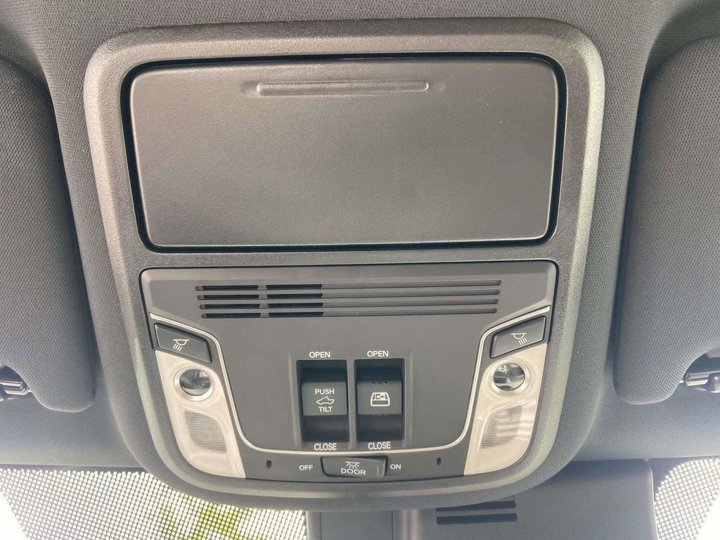 Used 2025 Honda Ridgeline RTL image 24