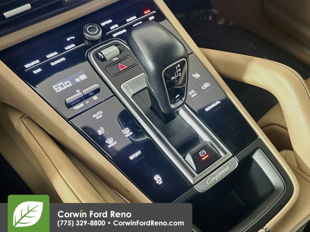 Used 2020 Porsche Cayenne AWD/4WD image 17