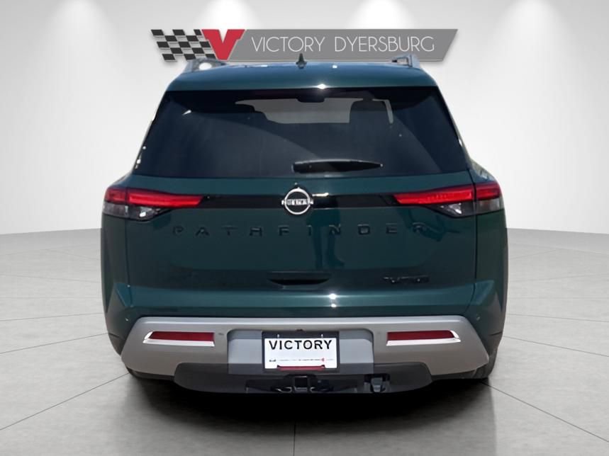 Used 2025 Nissan Pathfinder Platinum w/ Black Appearance Package FWD image 7