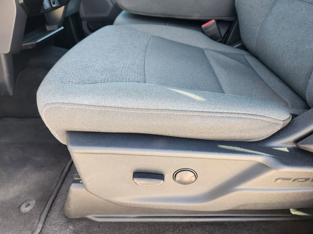 Used 2025 Ford F150 XLT w/ Equipment Group 301A Standard image 29