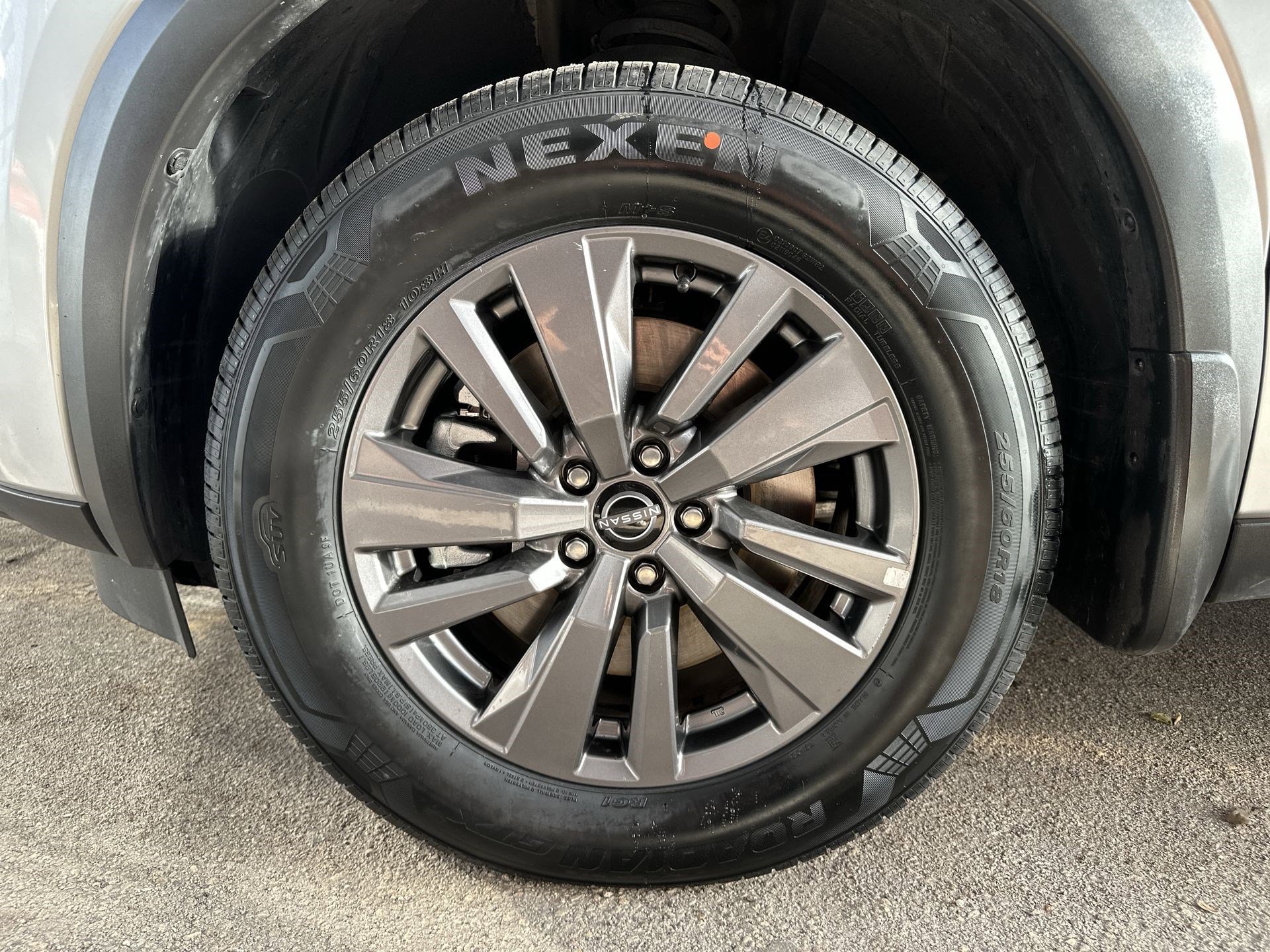 Used 2024 Nissan Pathfinder S w/ Cargo Package image 19