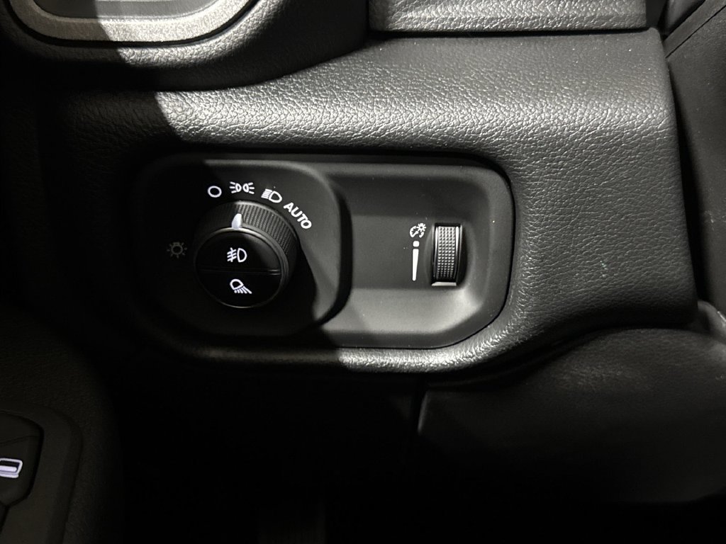 New 2027 RAM 3500 Tradesman AWD/4WD image 19