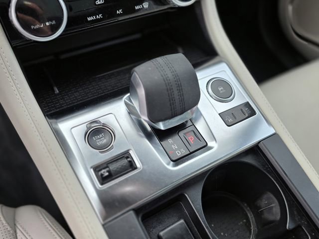 Used 2025 Jaguar F-PACE R-Dynamic S image 14