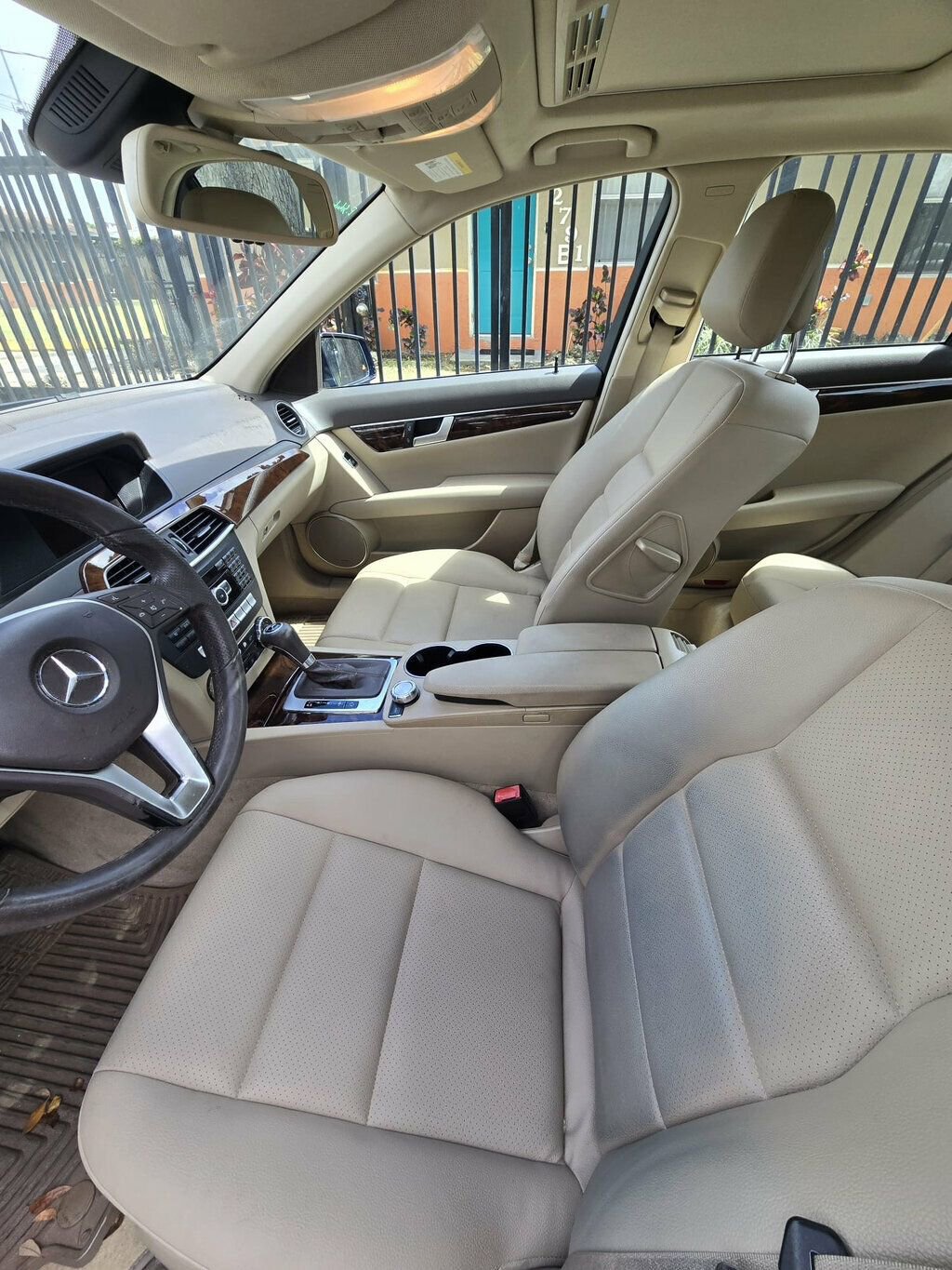 Used 2013 Mercedes-Benz C 300 4MATIC Sedan image 9
