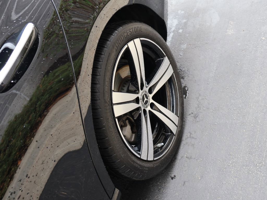 Certified 2025 Mercedes-Benz C 300 4MATIC Sedan image 39