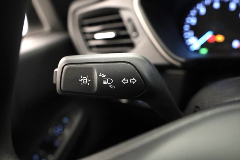 Used 2022 Ford Escape SE w/ SE Sport Appearance Package image 27