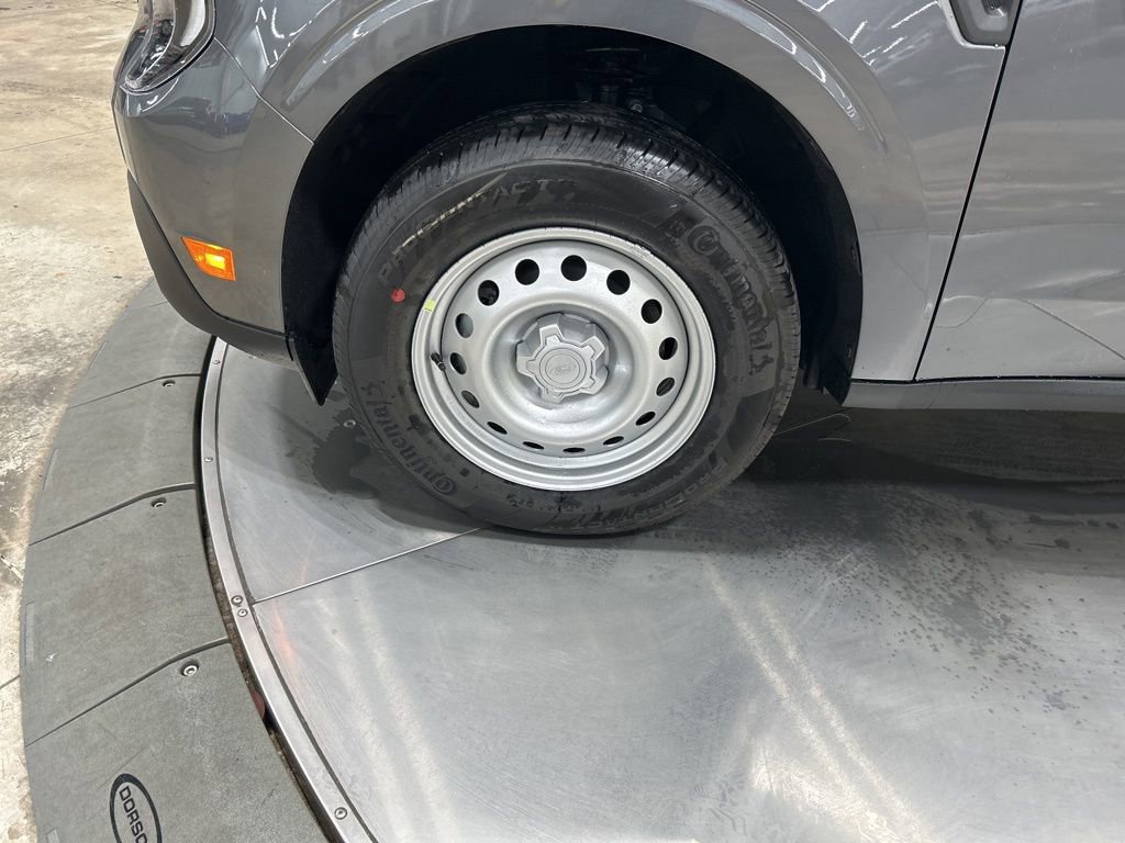 New 2025 Ford Maverick XL image 27