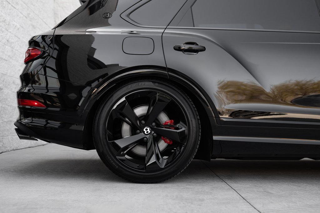 New 2025 Bentley Bentayga Extended Wheelbase image 4