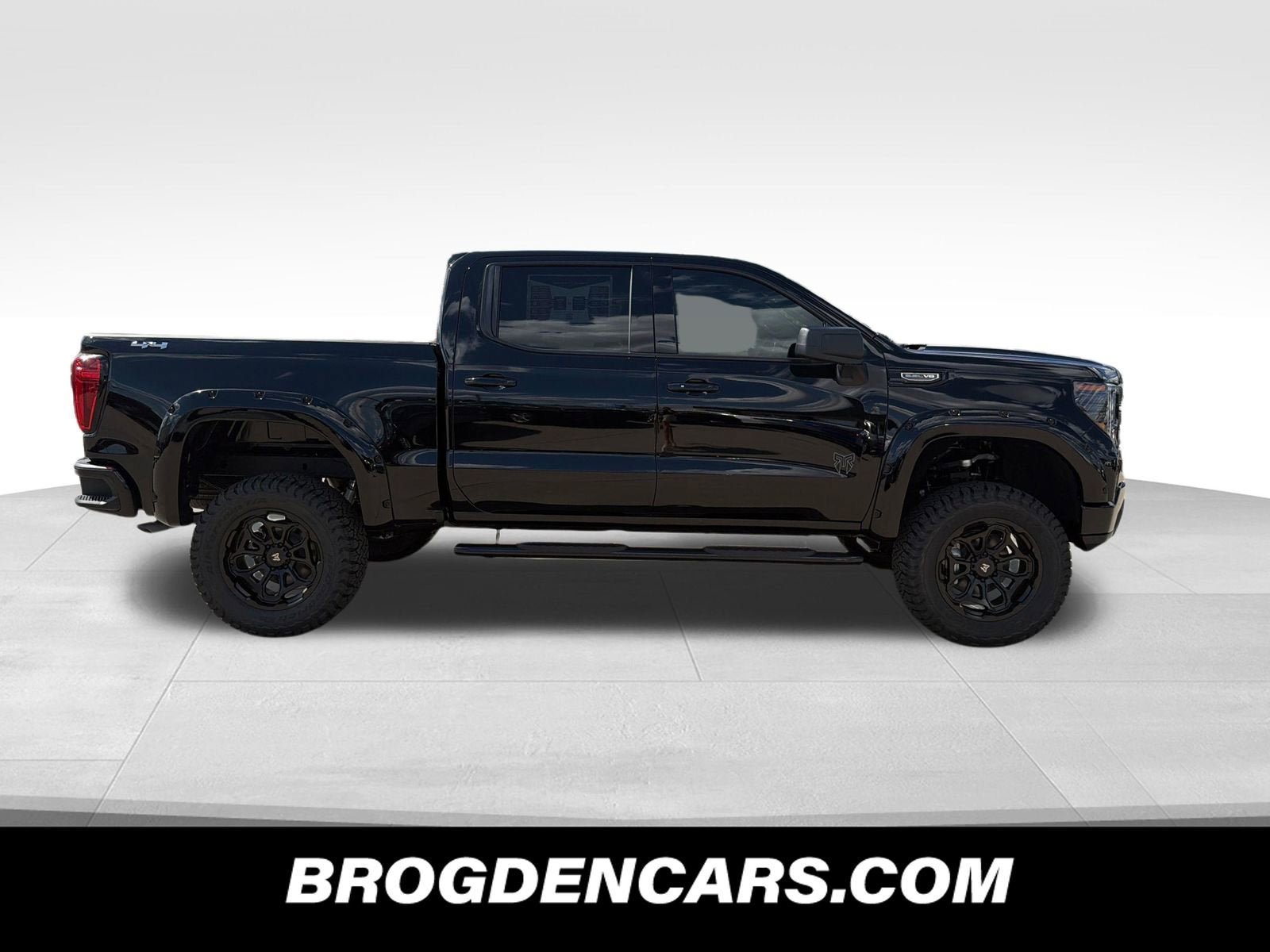 New 2026 GMC Sierra 1500 Elevation AWD/4WD image 2