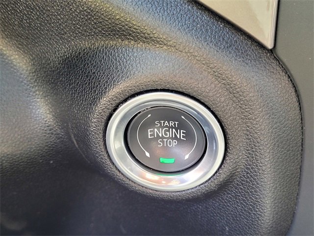 Used 2024 Chevrolet Silverado 1500 Custom image 17