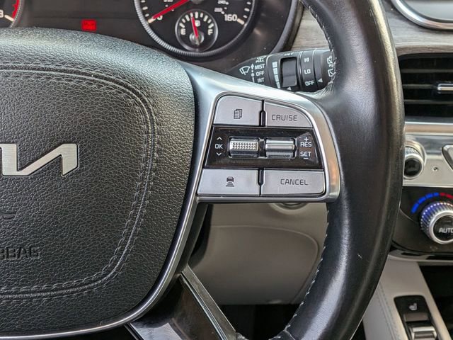 Used 2022 Kia Telluride EX w/ Towing Package image 16