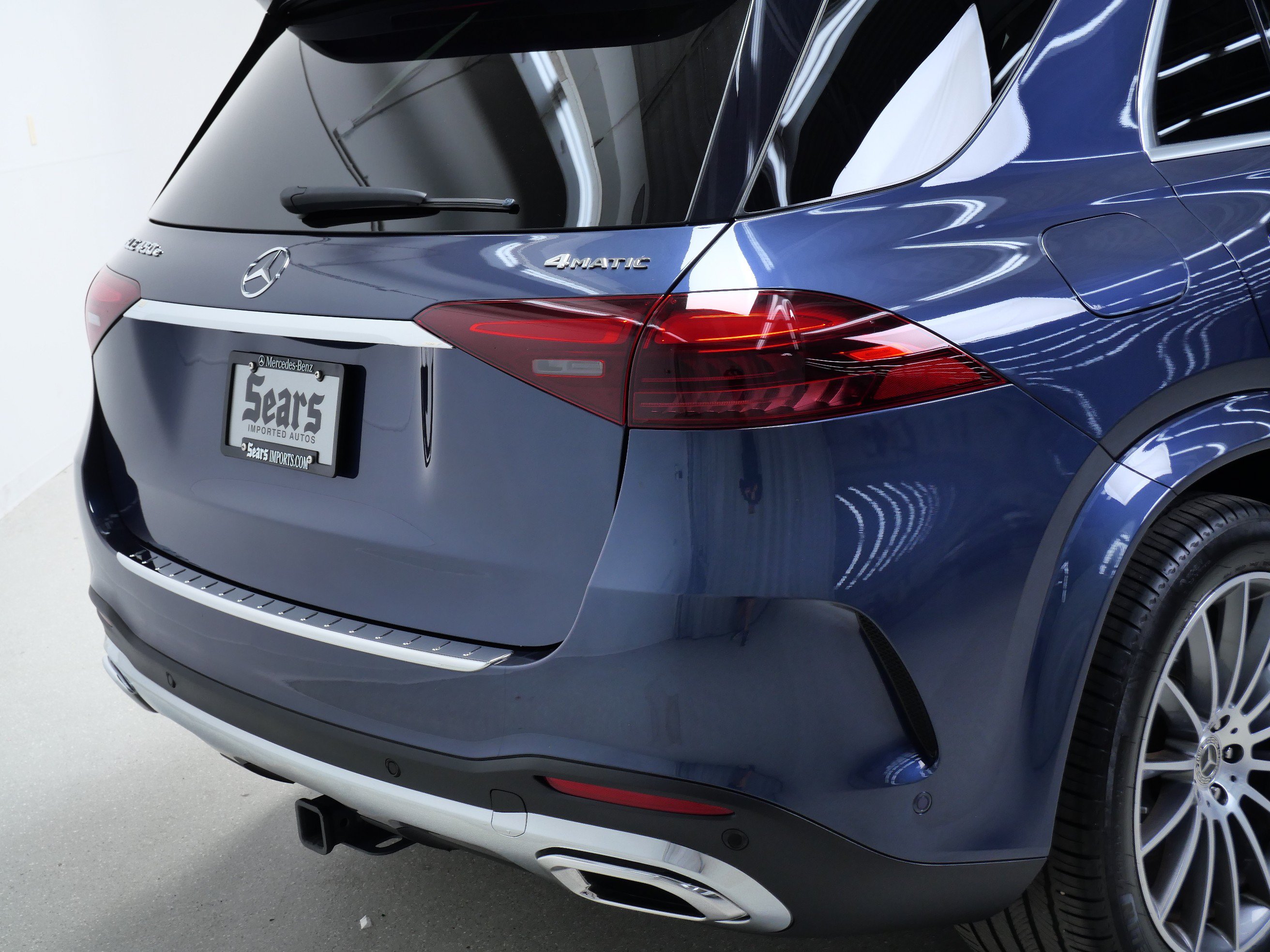 Certified 2025 Mercedes-Benz GLE 450e 4MATIC image 5