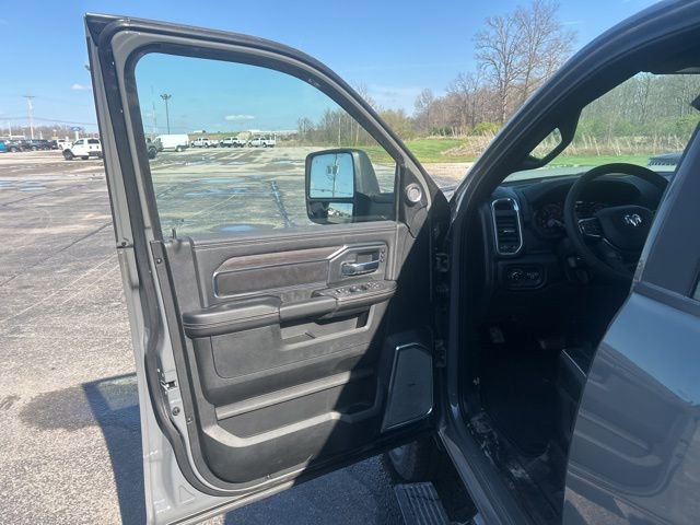 New 2026 RAM 2500 Laramie AWD/4WD image 15