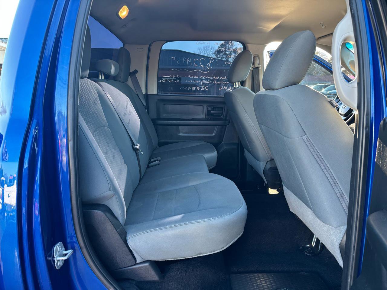 Used 2018 RAM 2500 Tradesman w/ Chrome Appearance Group image 13