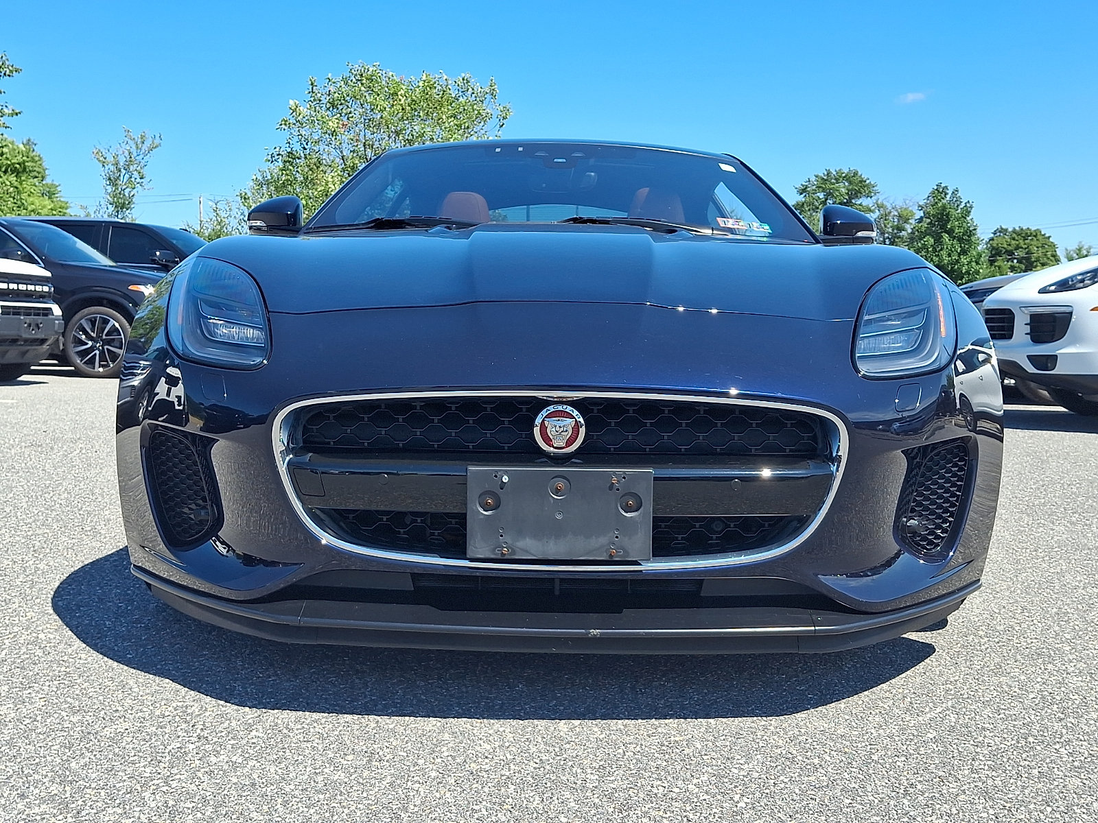 Used 2020 Jaguar F-TYPE Coupe RWD image 7