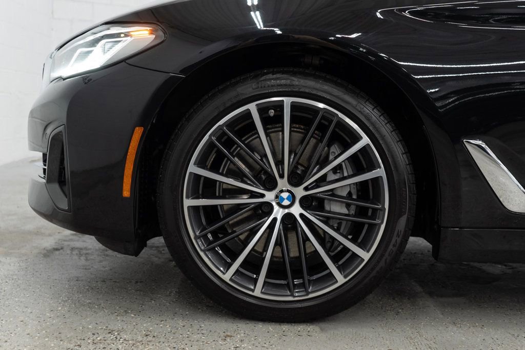 Used 2023 BMW 540i xDrive w/ Premium Package AWD/4WD image 36