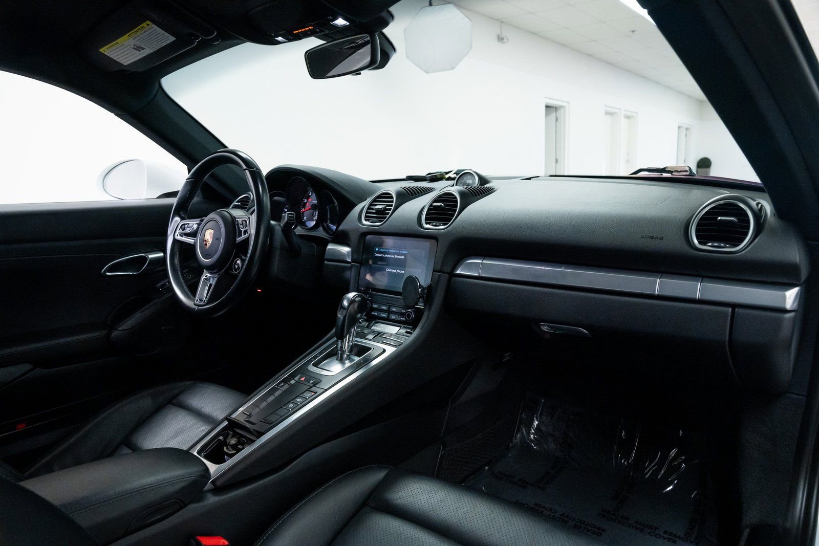 Used 2018 Porsche 718 Cayman S image 22