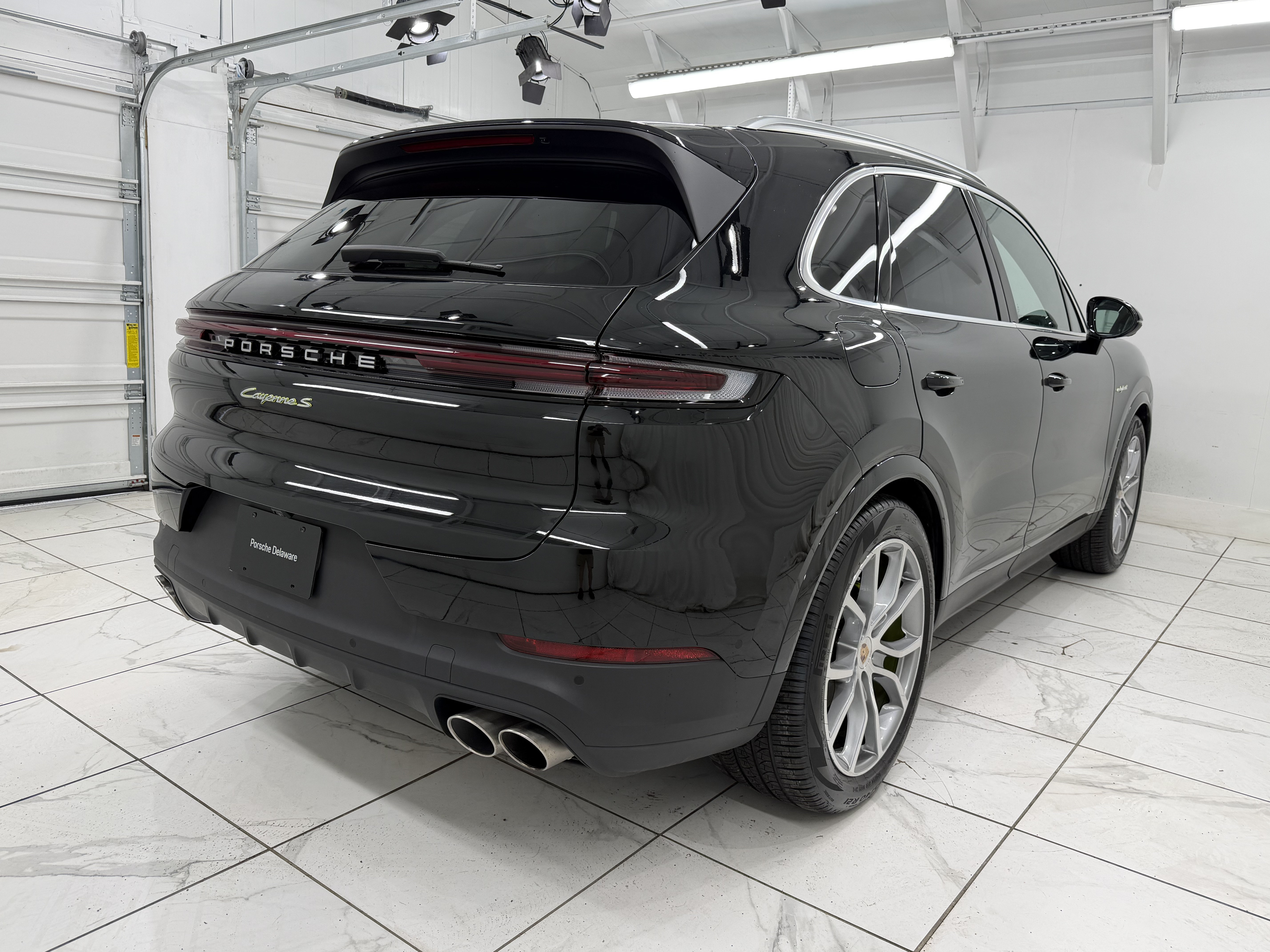 Certified 2026 Porsche Cayenne S AWD/4WD image 12