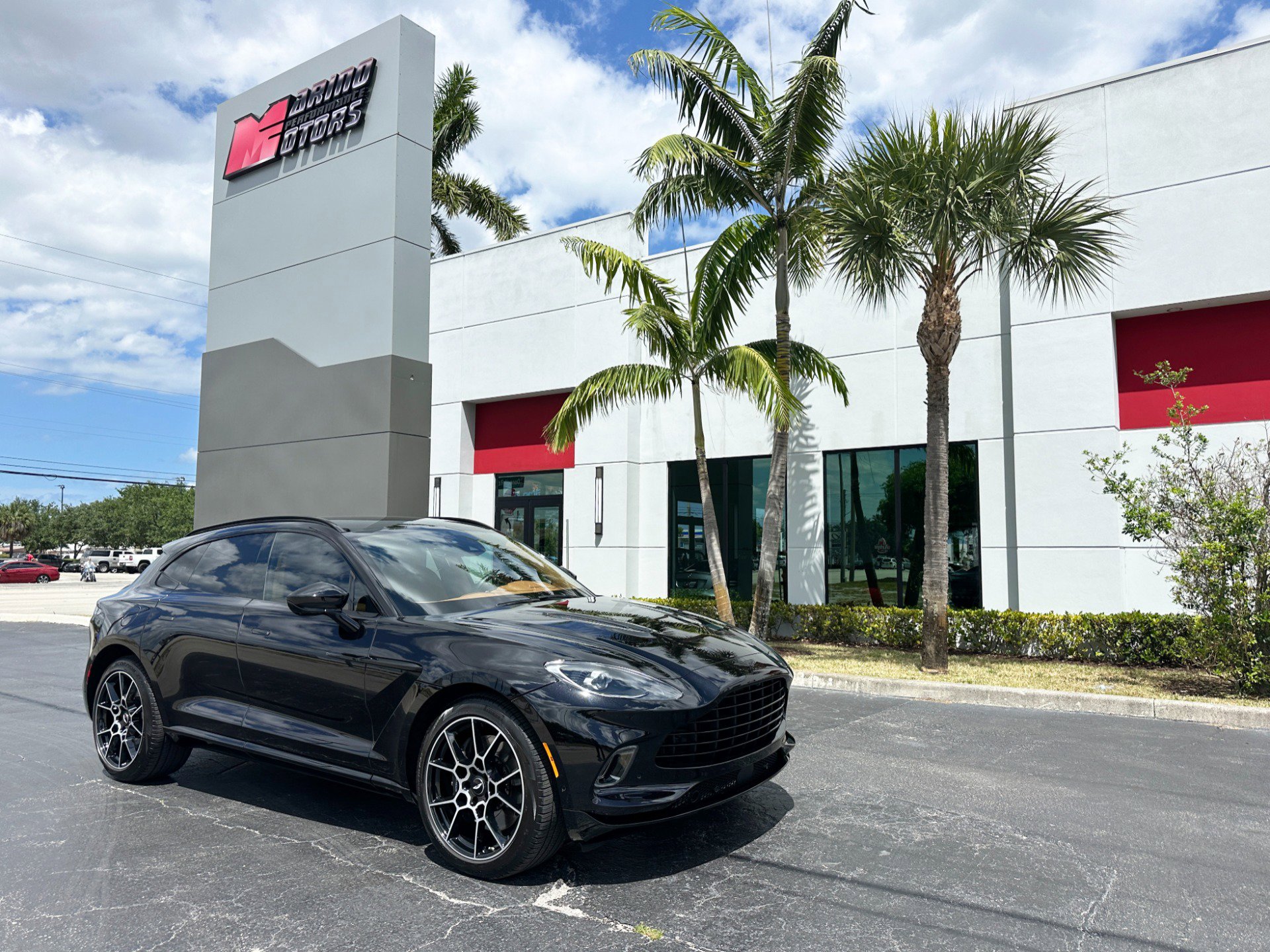 Used 2021 Aston Martin DBX