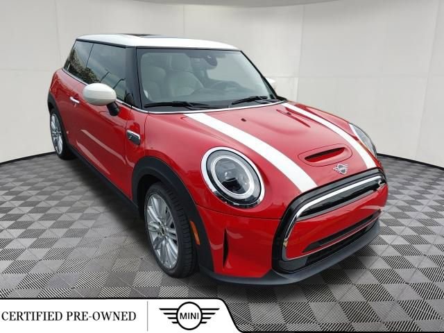 Used 2024 MINI Cooper SE w/ Signature Upholstery Package