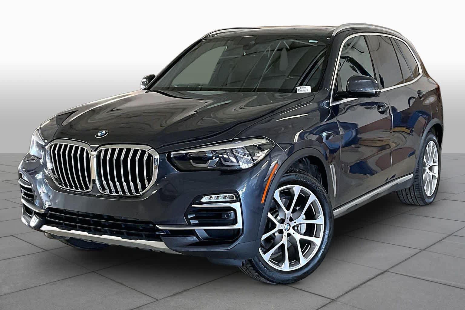 Used 2019 BMW X5 xDrive40i w/ Premium Package 2 AWD/4WD image 2