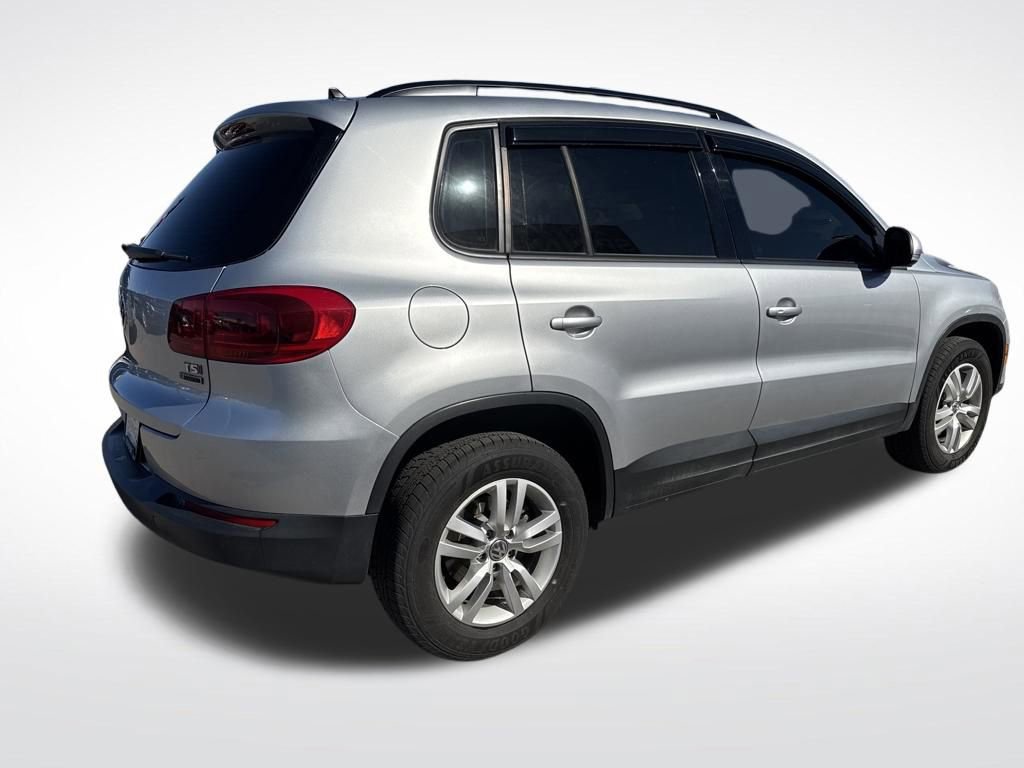 Used 2017 Volkswagen Tiguan S AWD/4WD image 5