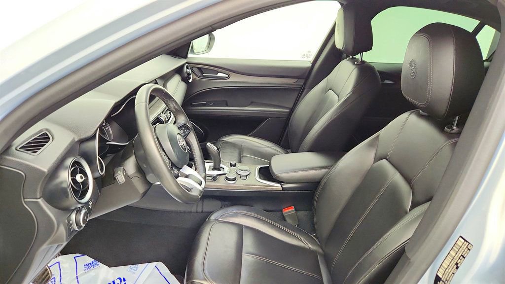 Used 2022 Alfa Romeo Stelvio Ti AWD/4WD image 20