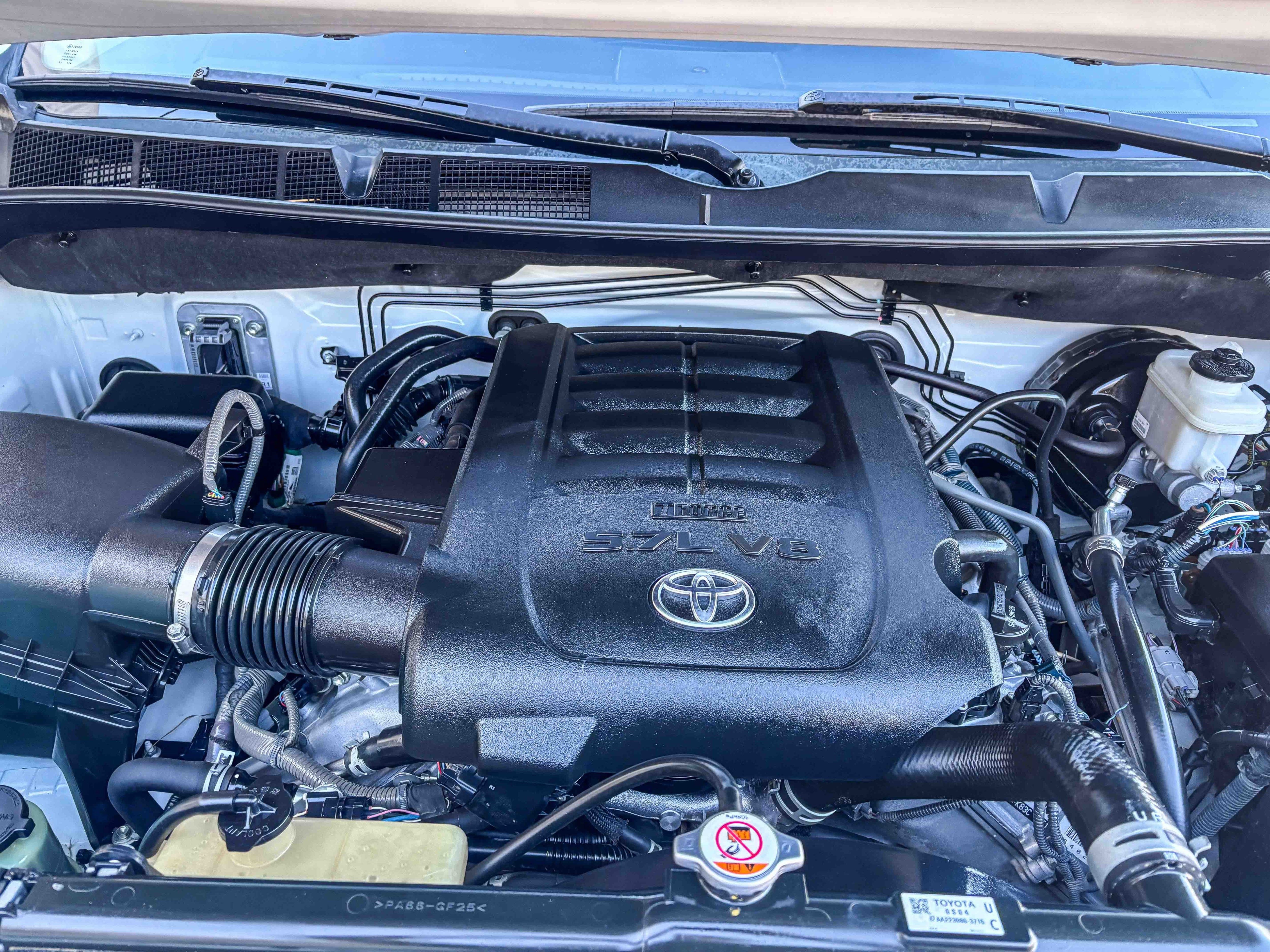 Certified 2018 Toyota Tundra SR5 w/ TRD Off Road Package image 14