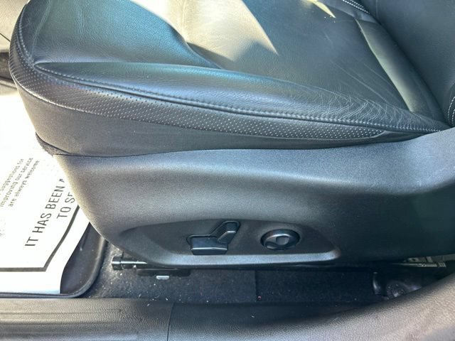 Used 2020 Jeep Renegade Limited w/ UConnect 8.4 Nav Group AWD/4WD image 11