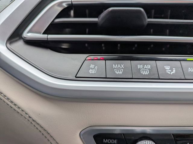 Used 2021 BMW X7 M50i image 29