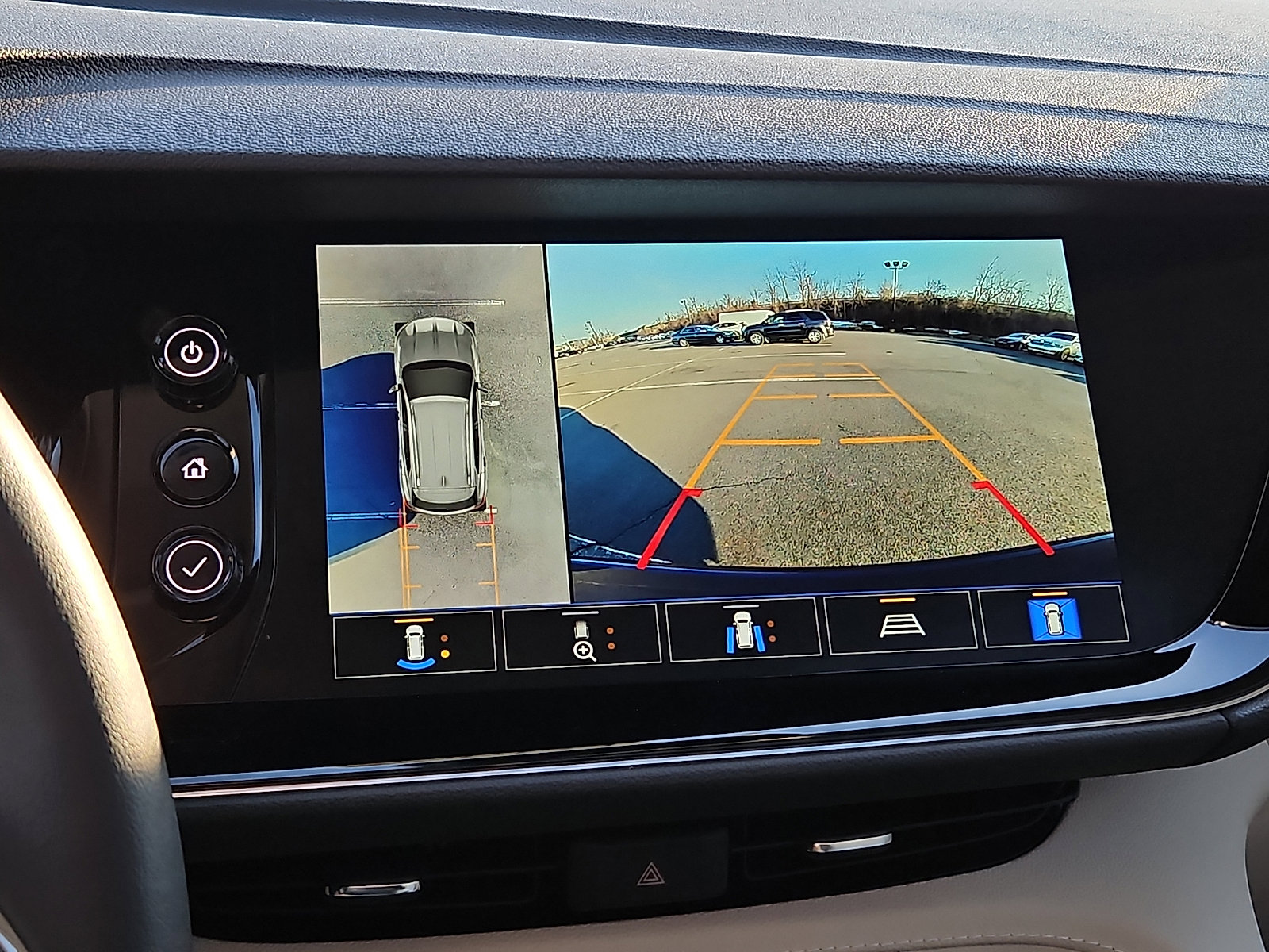 Certified 2022 Buick Envision Avenir w/ Technology Package II image 19