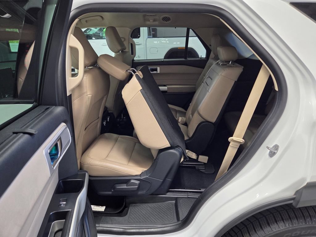 Used 2021 Ford Explorer Limited AWD/4WD image 20